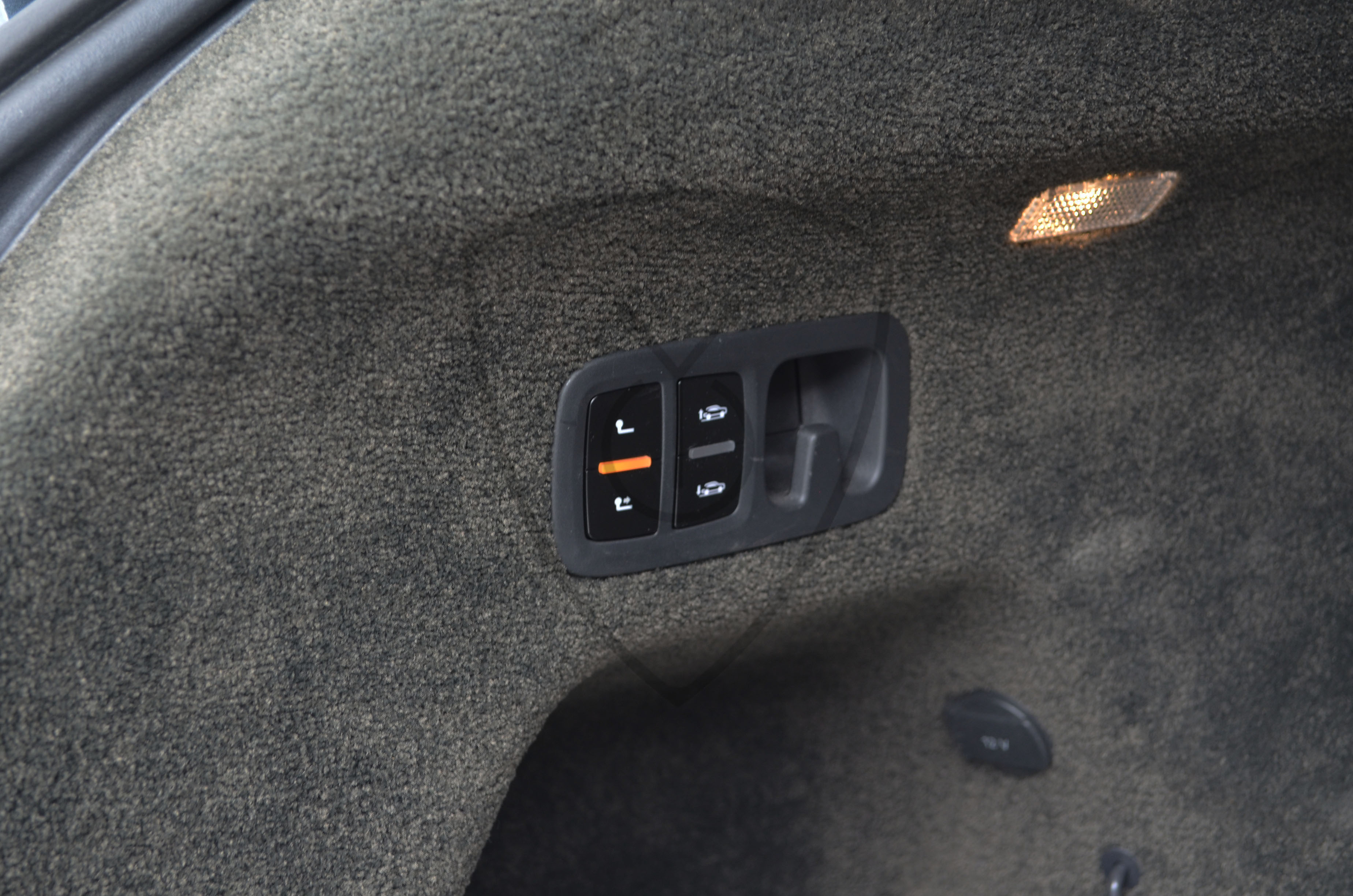 BENTLEY BENTAYGA 4.0 TDI V8 — image 15