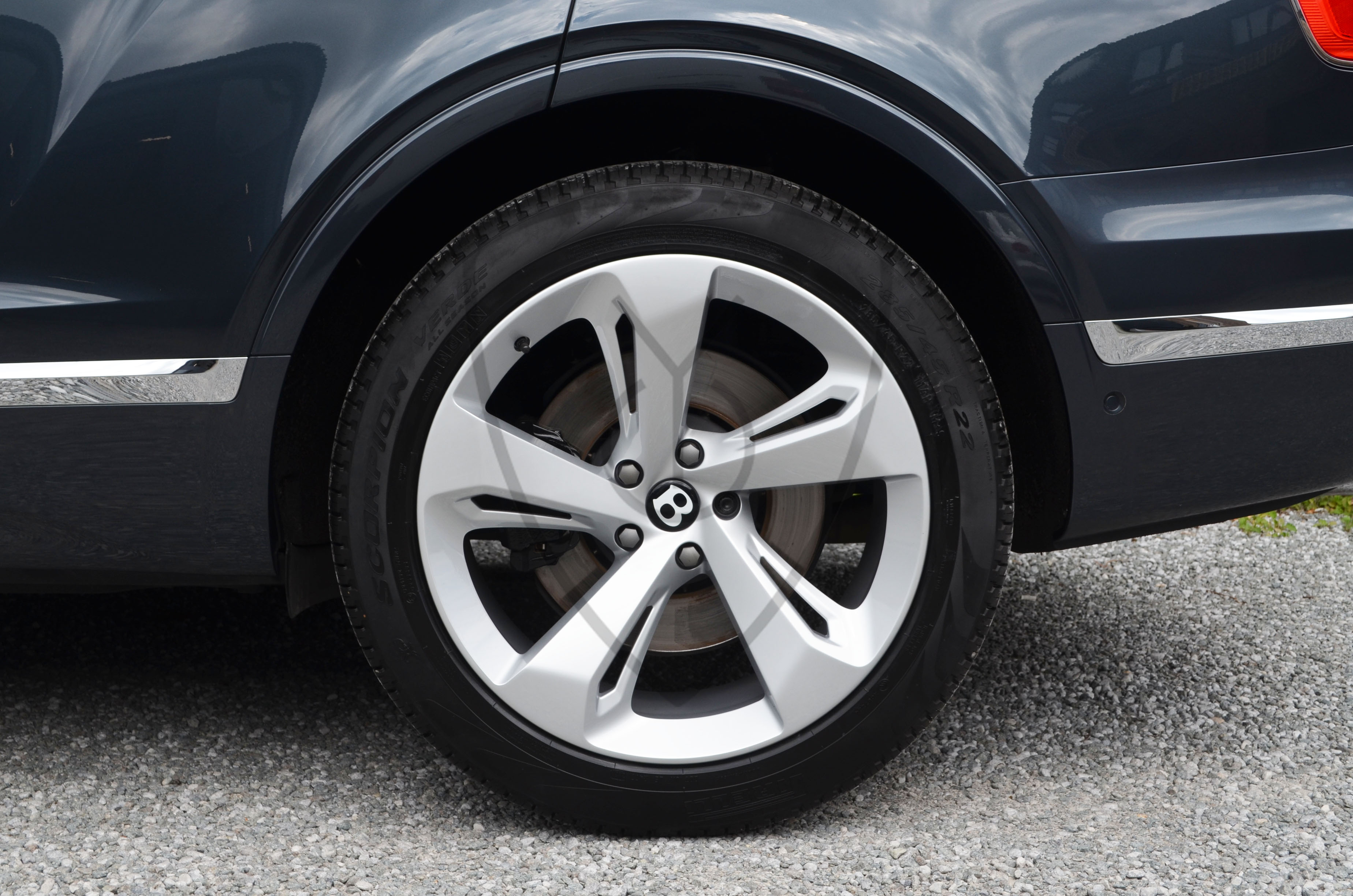 BENTLEY BENTAYGA 4.0 TDI V8 — image 6