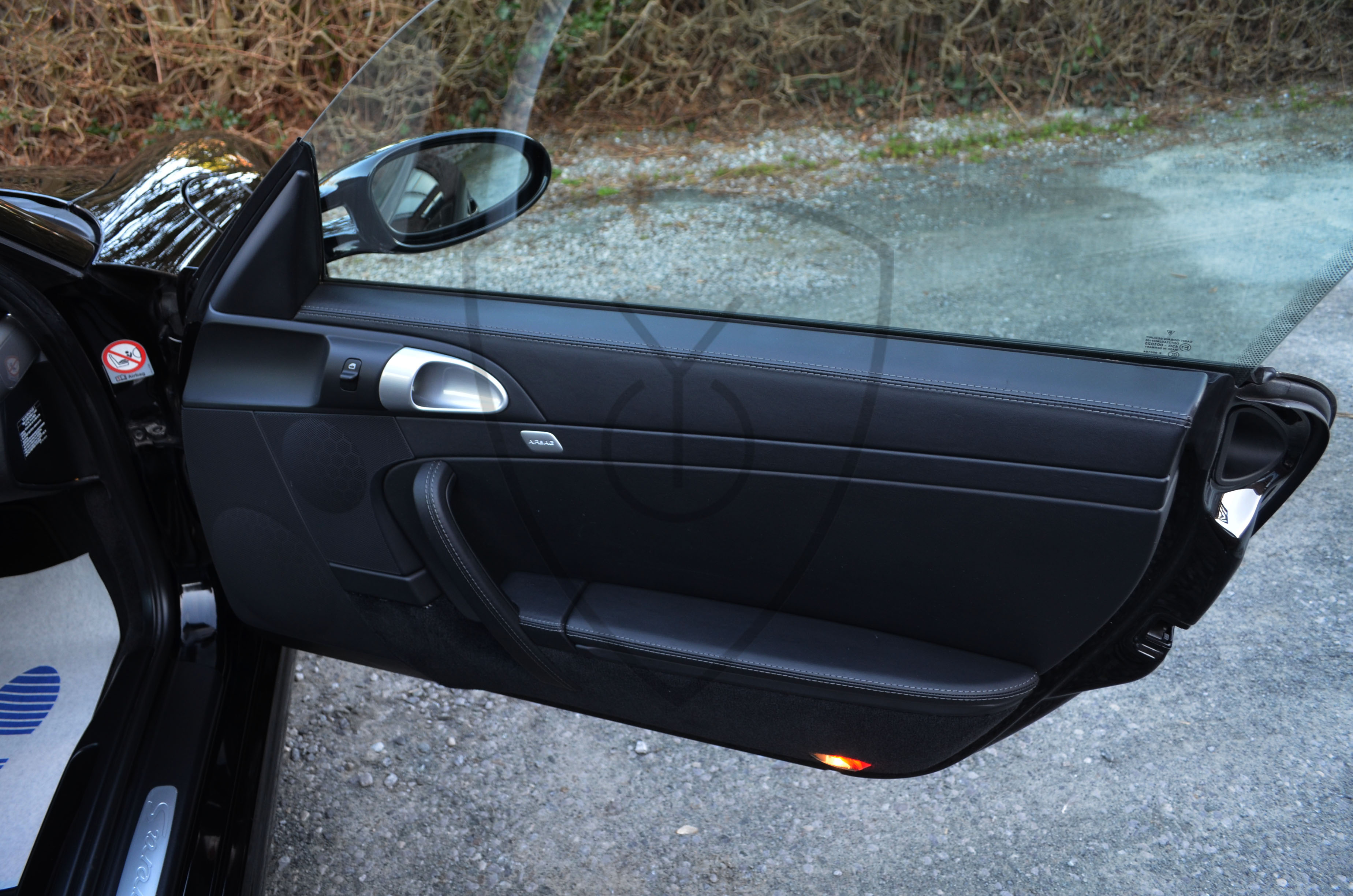 PORSCHE 911 CARREAR 2S 3.8i — image 17