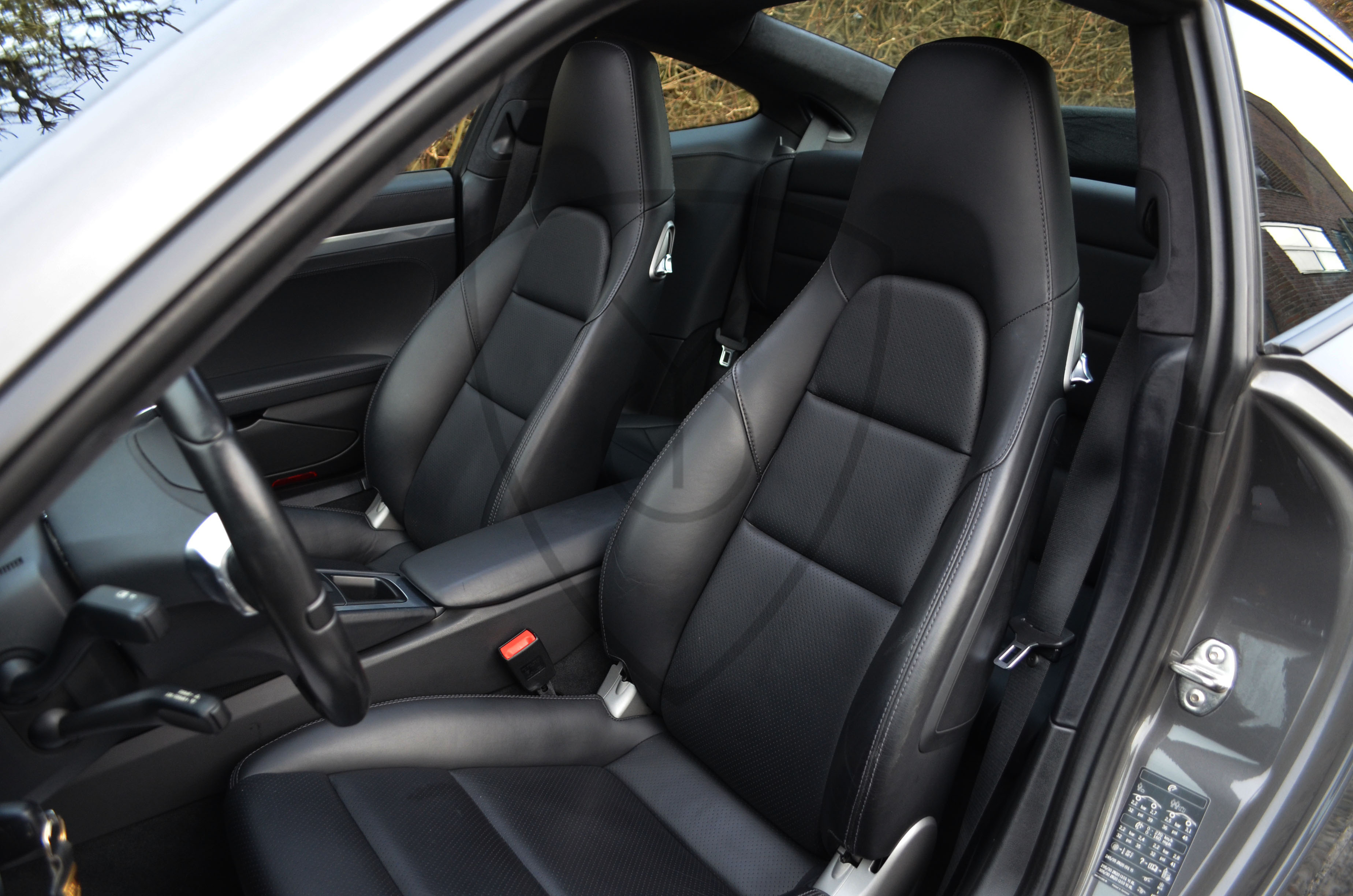 PORSCHE 991-911 C2 — image 1