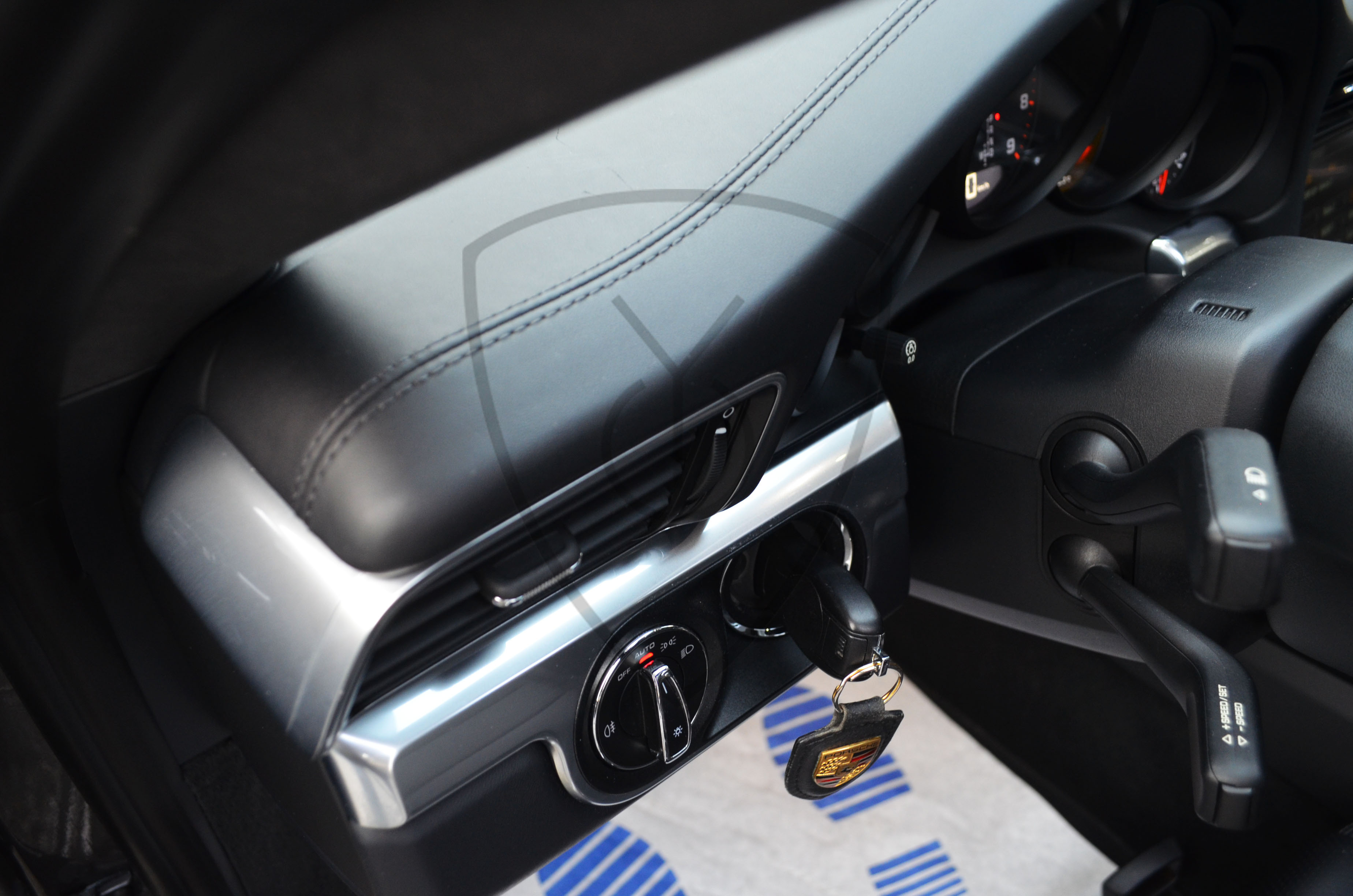 PORSCHE 991-911 C2 — image 7