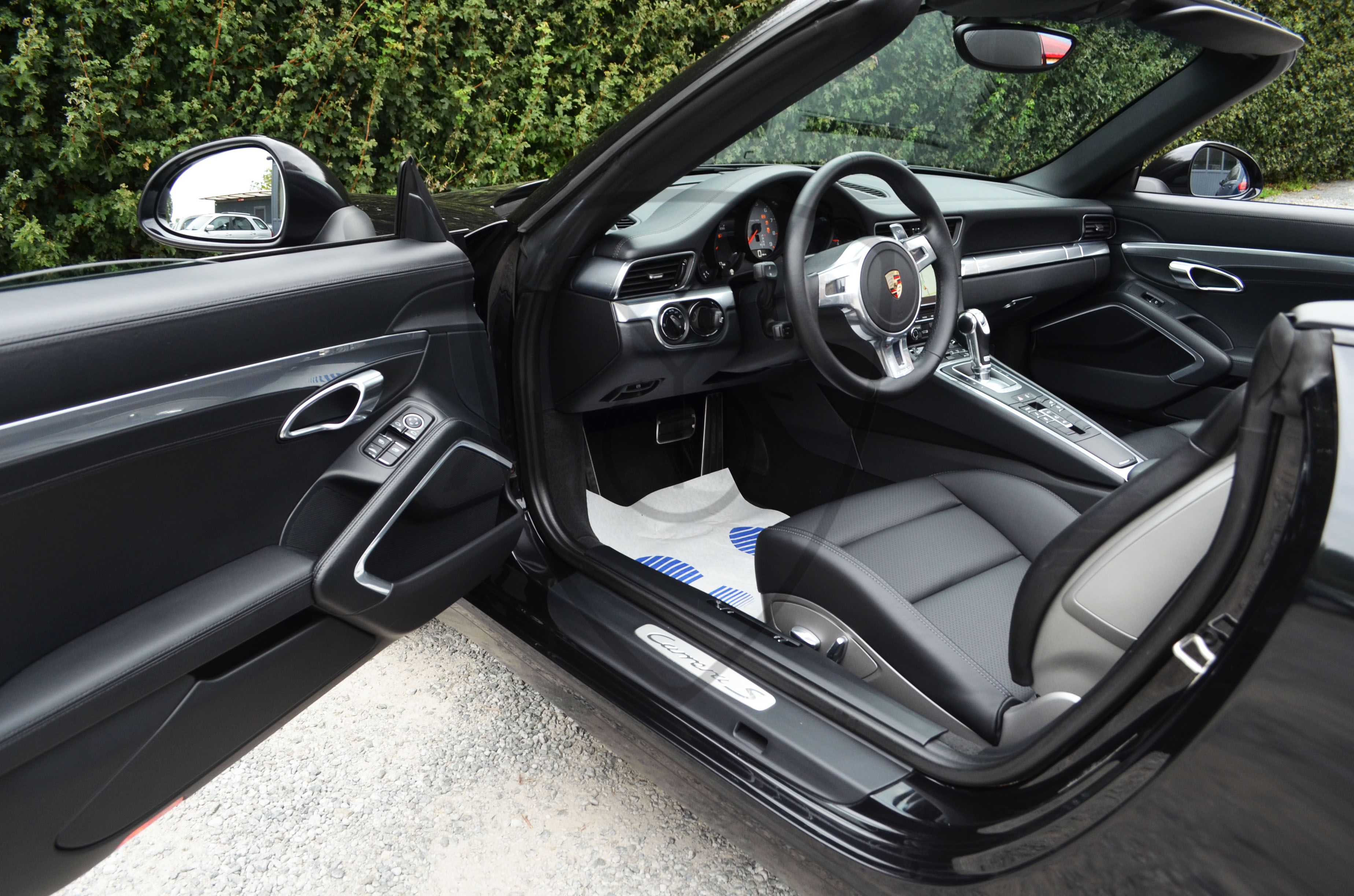 PORSCHE 991 CABRIO — image 16