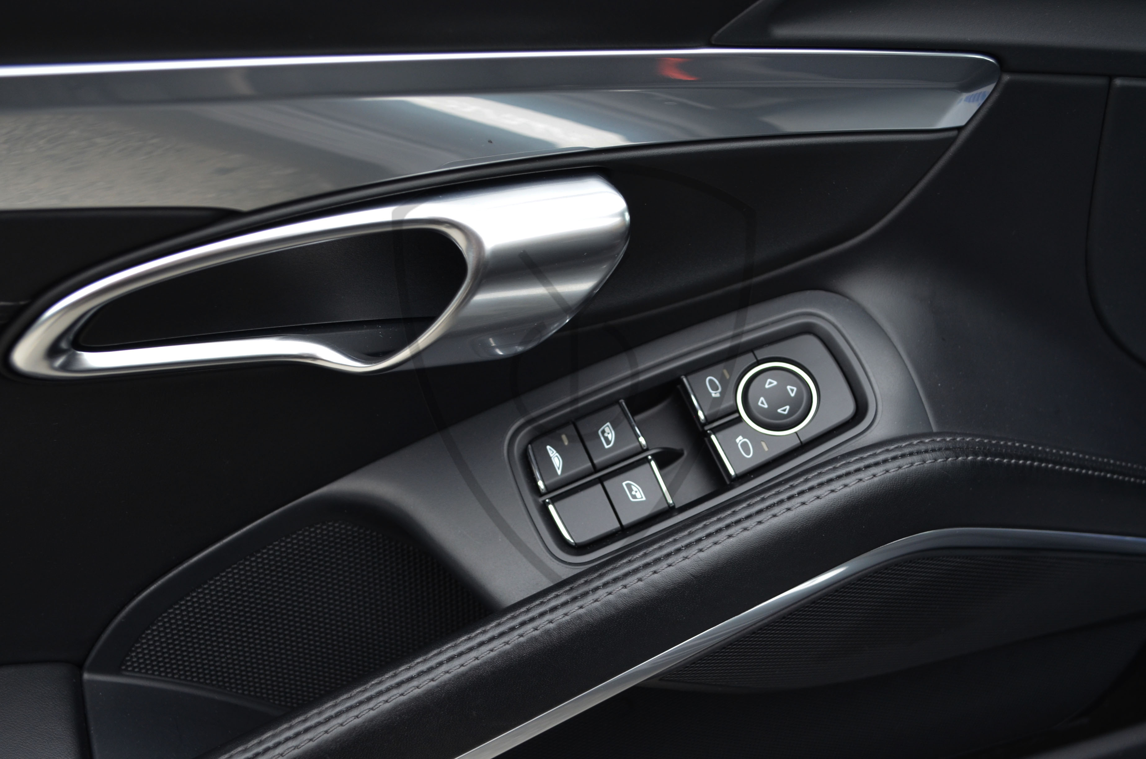PORSCHE 991 CABRIO — image 4