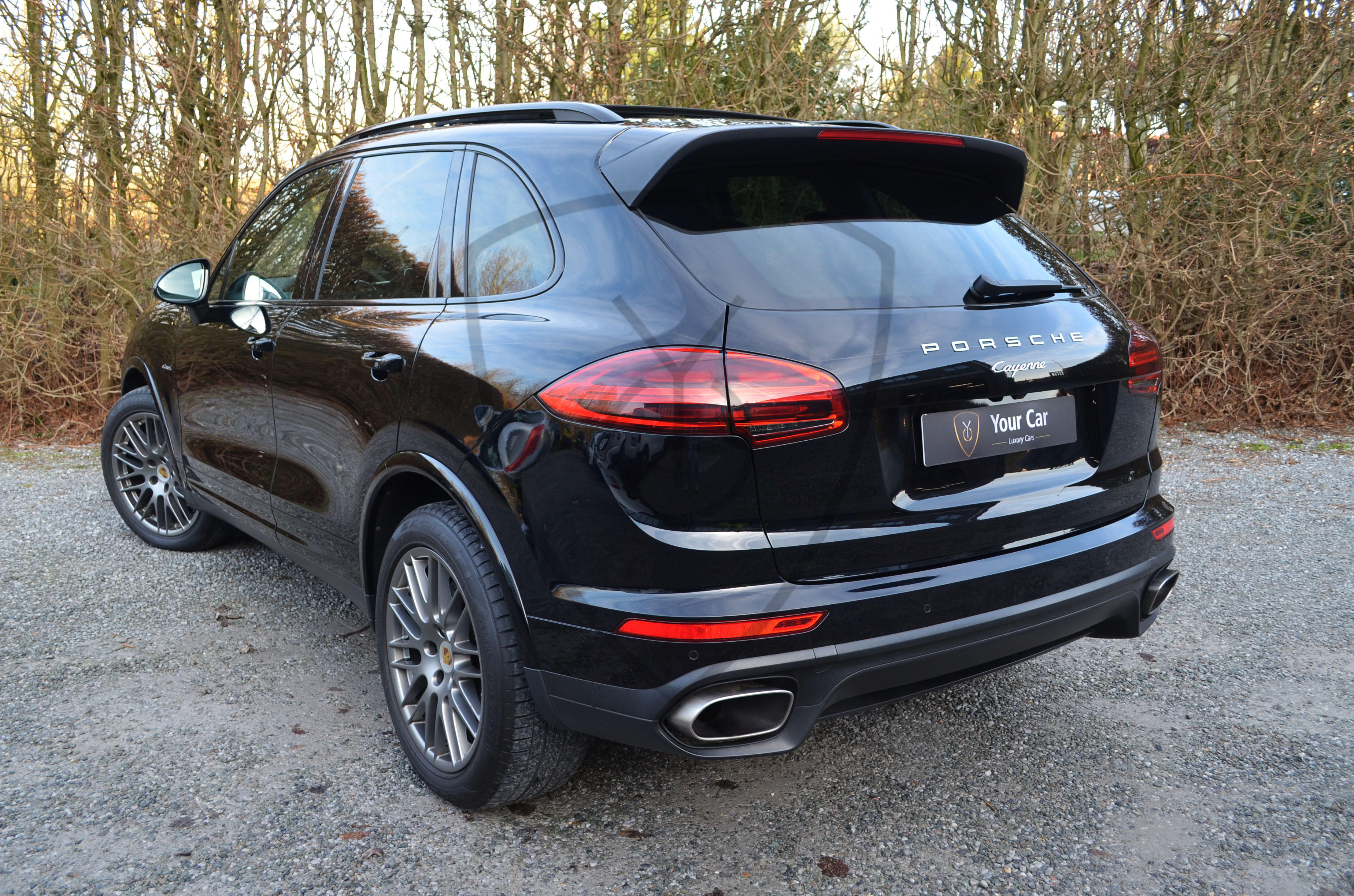 PORSCHE CAYENNE — image 21