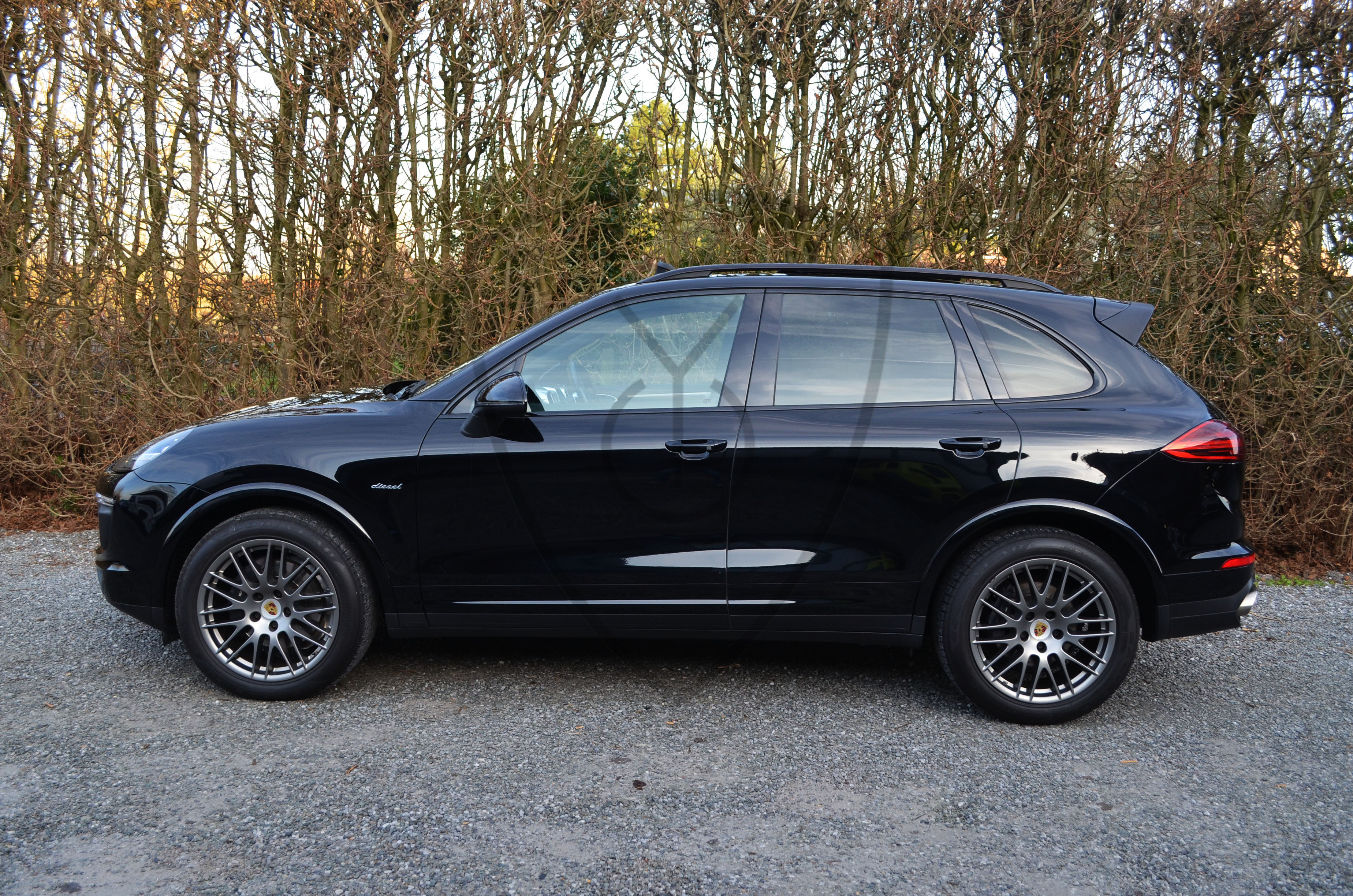 PORSCHE CAYENNE — image 25