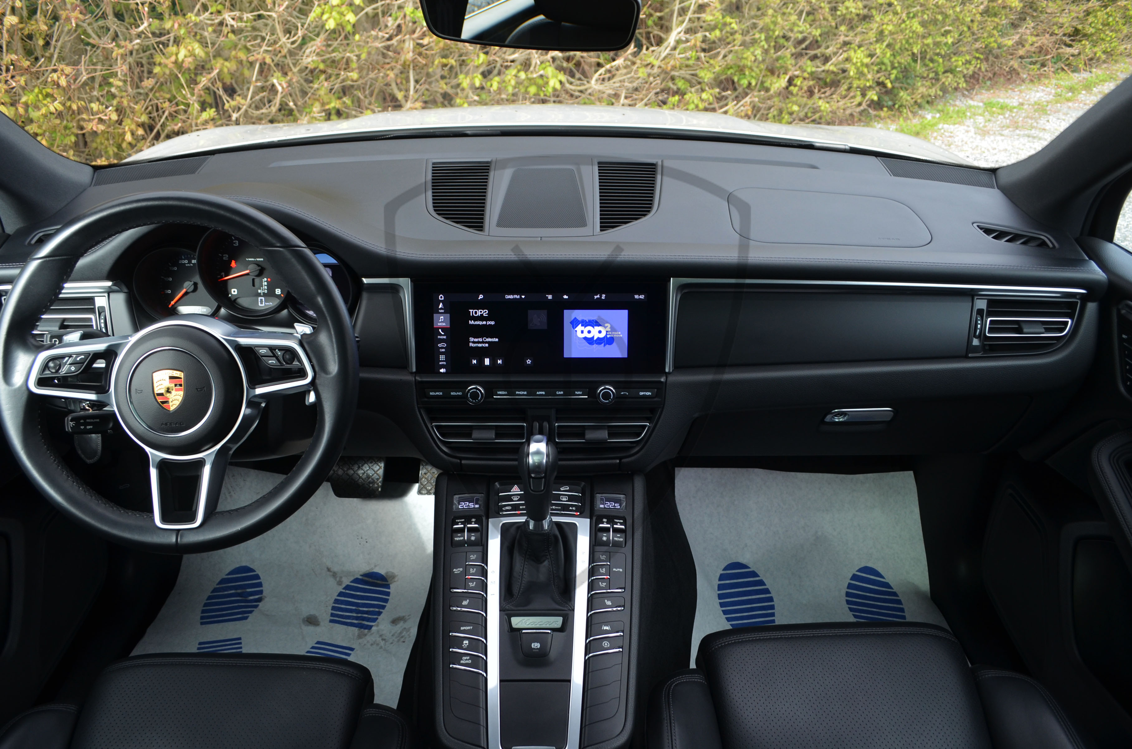 PORSCHE MACAN 2.0 CRAYON — image 20