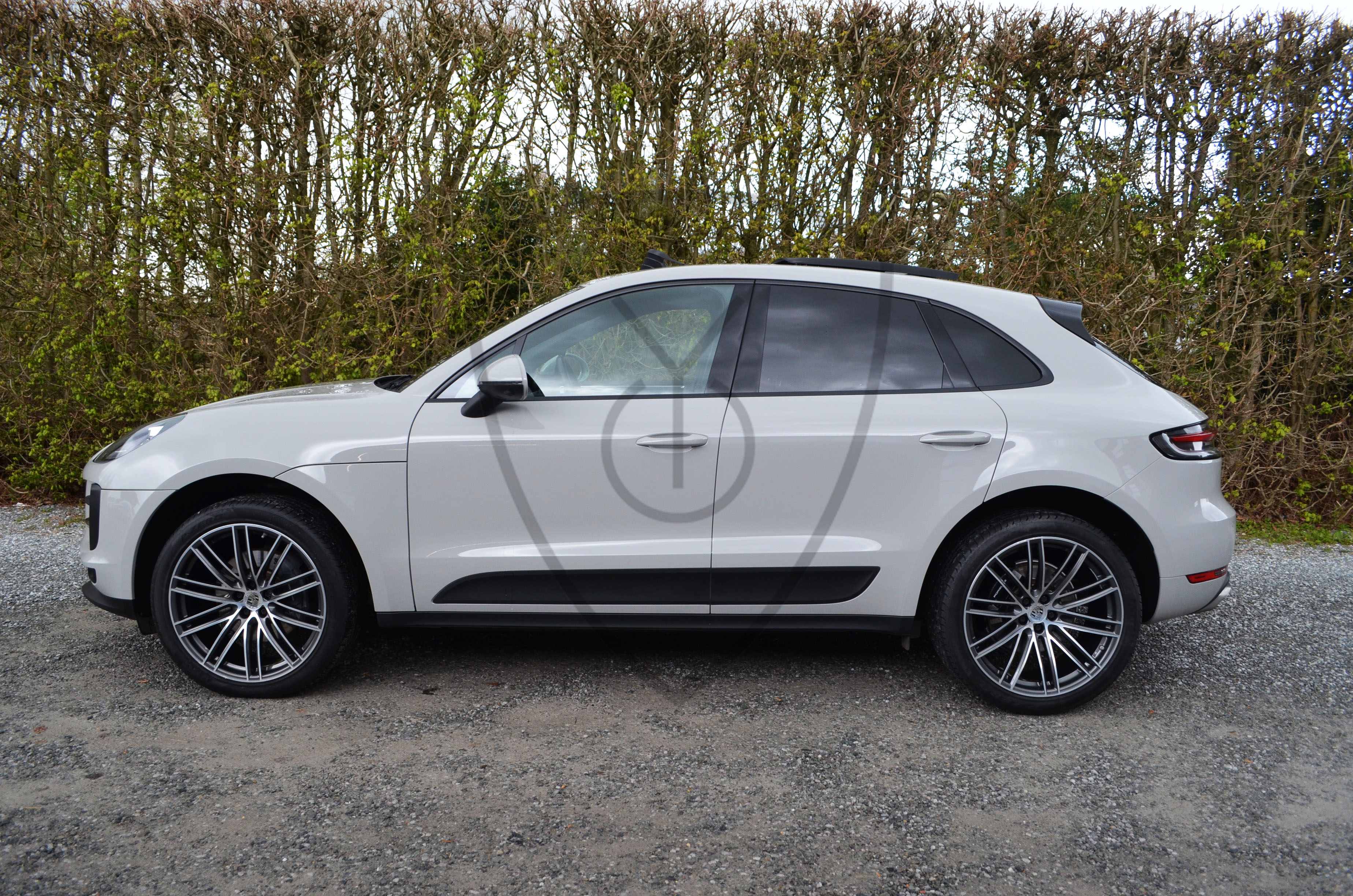 PORSCHE MACAN 2.0 CRAYON — image 27