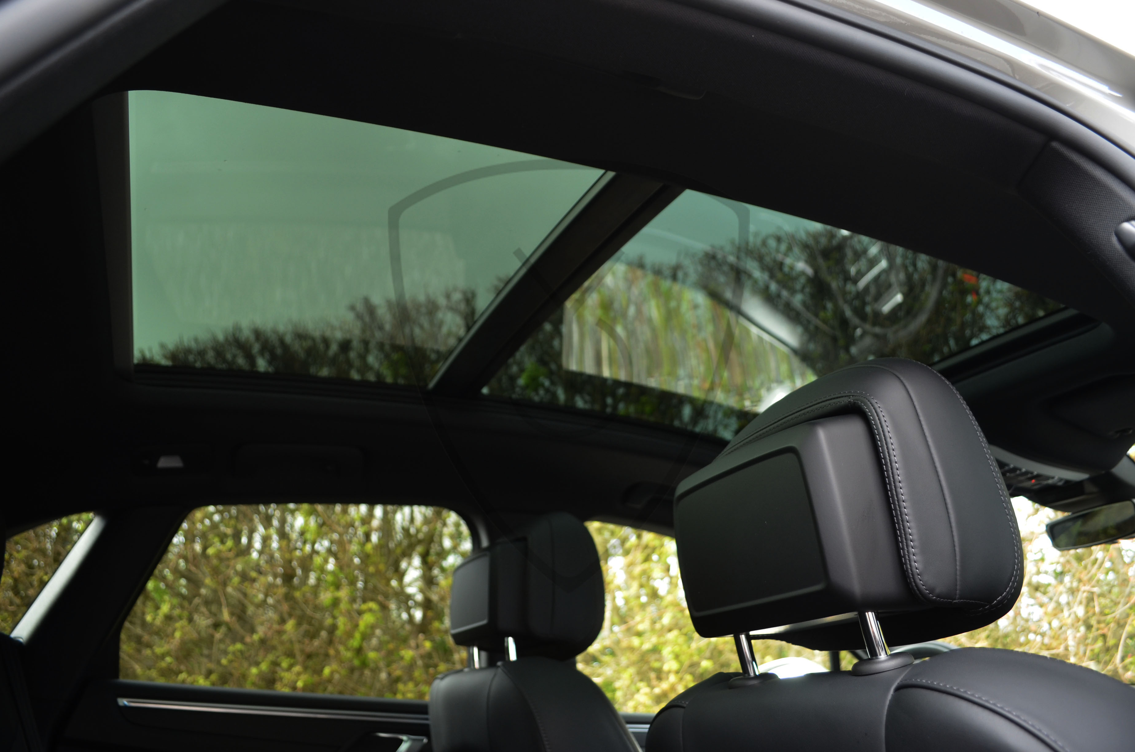 PORSCHE MACAN 2.0 CRAYON — image 4